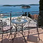 Milton Luxe Hvar Apartment *