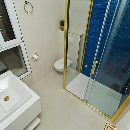 Milton Luxe Hvar شقة