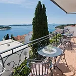 Milton Luxe Hvar Apartment *